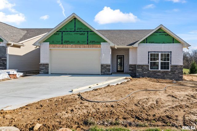 316 BOULDER CREEK Drive, Chatham, IL 62629