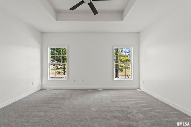 316 BOULDER CREEK Drive, Chatham, IL 62629