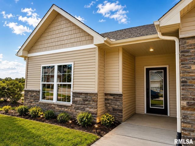 316 BOULDER CREEK Drive, Chatham, IL 62629