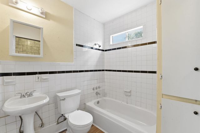 5114 Schuler Street, Houston, TX 77007