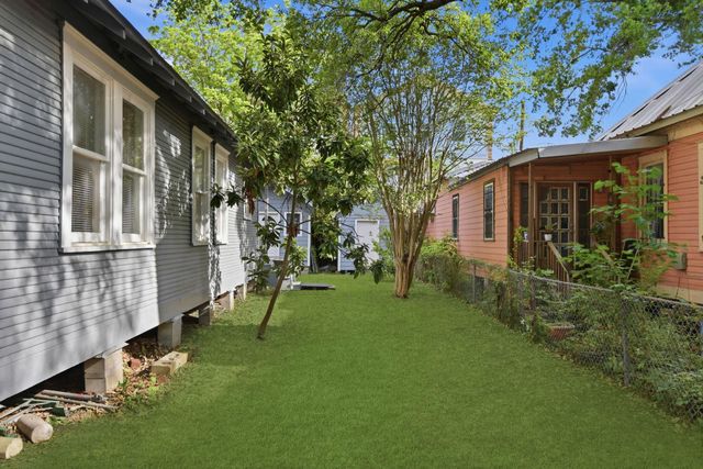 5114 Schuler Street, Houston, TX 77007