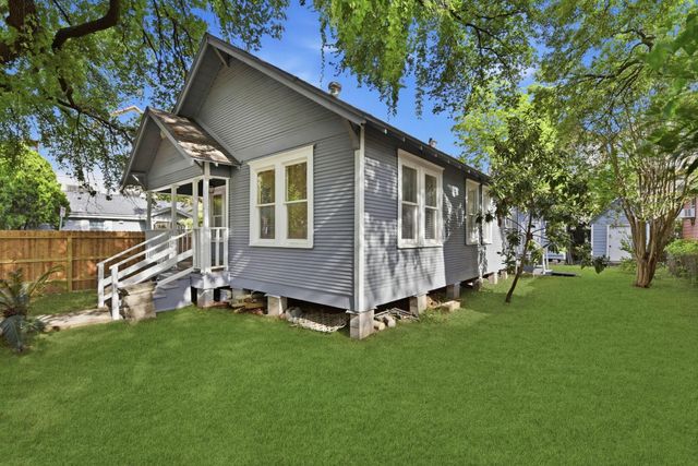 5114 Schuler Street, Houston, TX 77007