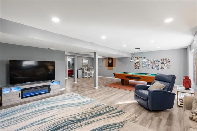 3208 Tepee Court, Independence, MO 64057