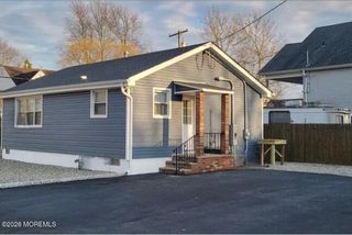 700 Anglesea Avenue, Ocean Gate, NJ 08740