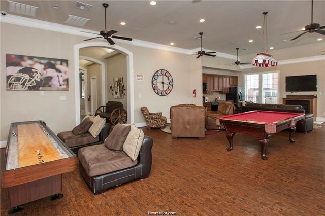 1198 Jones Butler 1309, College Station, TX 77840