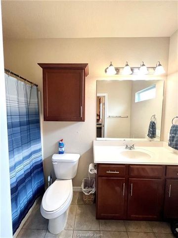 1198 Jones Butler 1309, College Station, TX 77840