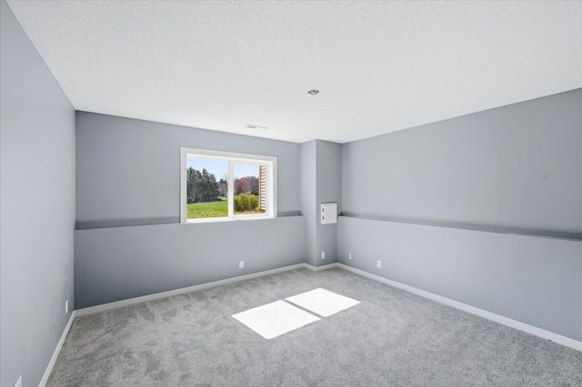 20957 Okinawa Street NE, East Bethel, MN 55011