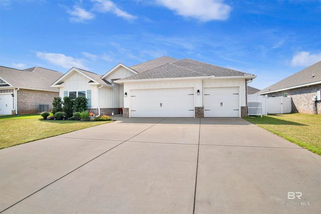 24597 Smarty Jones Circle, Daphne, AL 36526