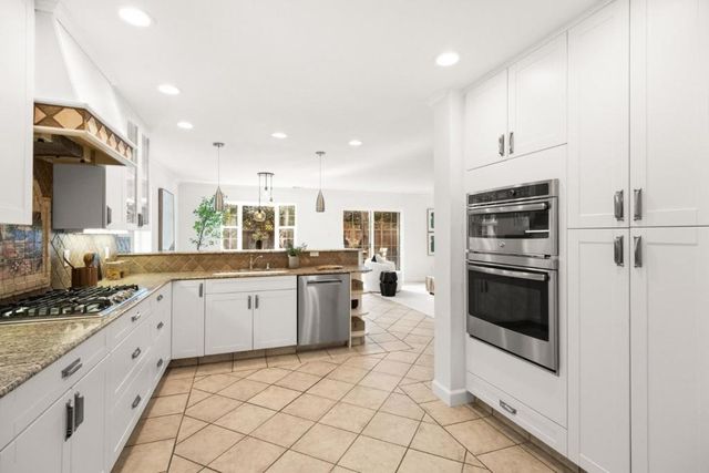 3936 Regan Drive, San Mateo, CA 94403