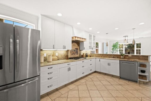 3936 Regan Drive, San Mateo, CA 94403