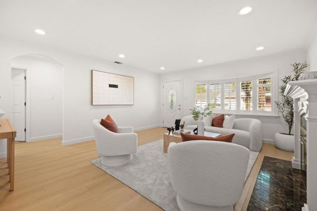 3936 Regan Drive, San Mateo, CA 94403