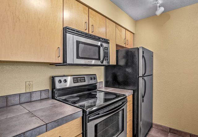 941 Calle Mejia 514, Santa Fe, NM 87501