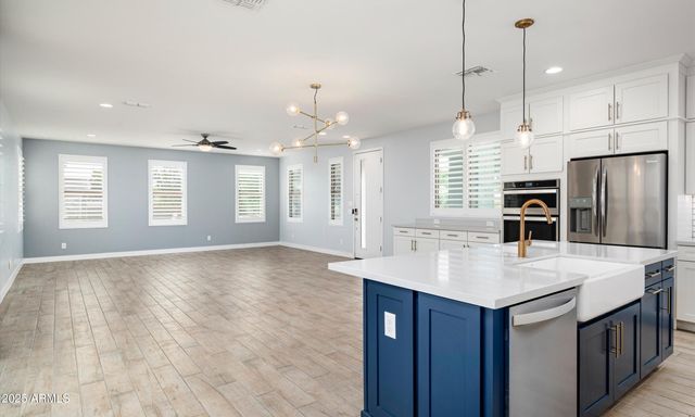 25822 N 20TH Lane, Phoenix, AZ 85085