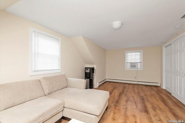 1002 Eglon Court, North Merrick, NY 11566