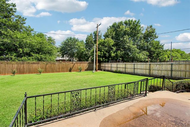 2216 Laneway Drive, Oklahoma City, OK 73159