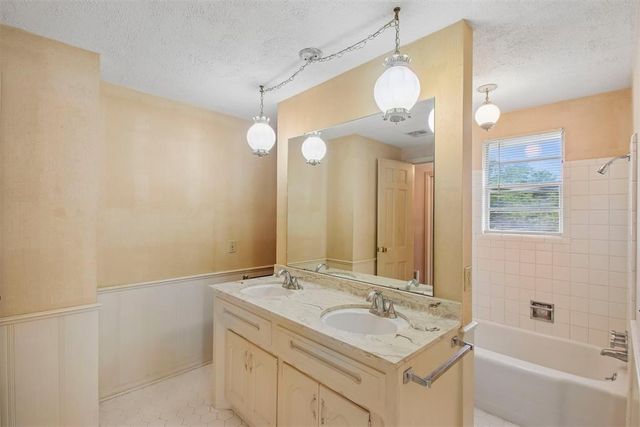 2216 Laneway Drive, Oklahoma City, OK 73159
