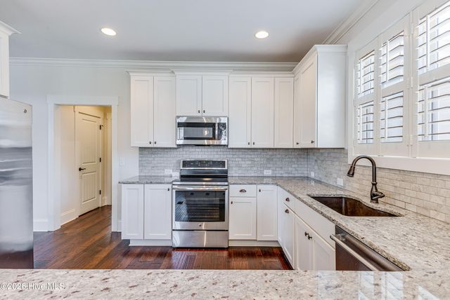 1656 Butterfly Knot Drive SW, Ocean Isle Beach, NC 28469