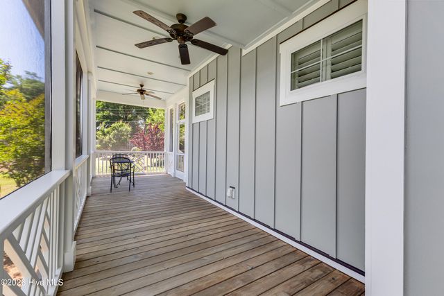 1656 Butterfly Knot Drive SW, Ocean Isle Beach, NC 28469