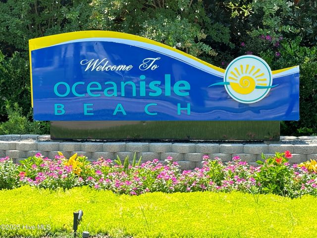 1656 Butterfly Knot Drive SW, Ocean Isle Beach, NC 28469