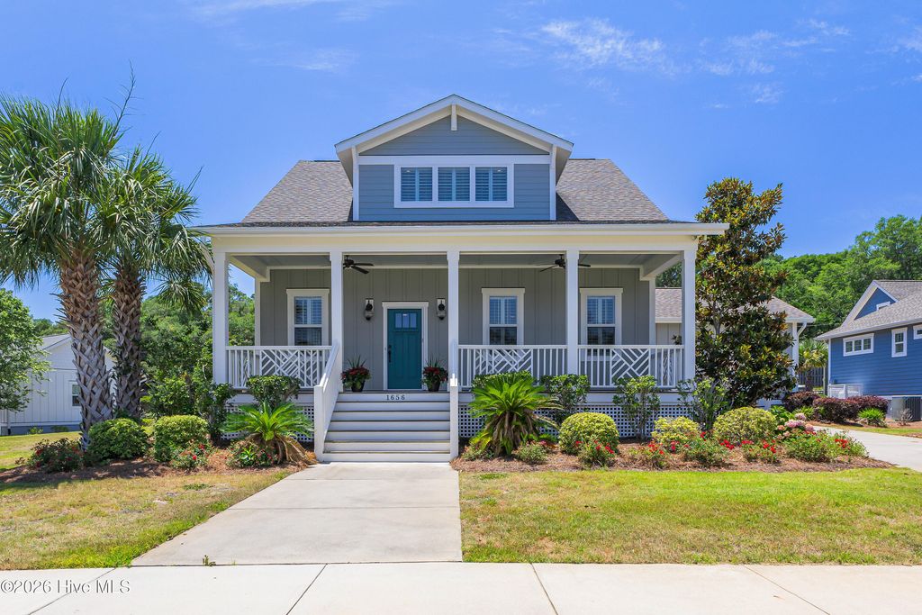 1656 Butterfly Knot Drive SW, Ocean Isle Beach, NC 28469