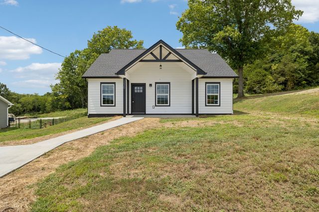 150 Alice Preston Loop, Gordonsville, TN 38563