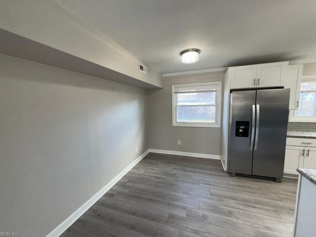 1905 Chesapeake AVE, Chesapeake, VA 23324