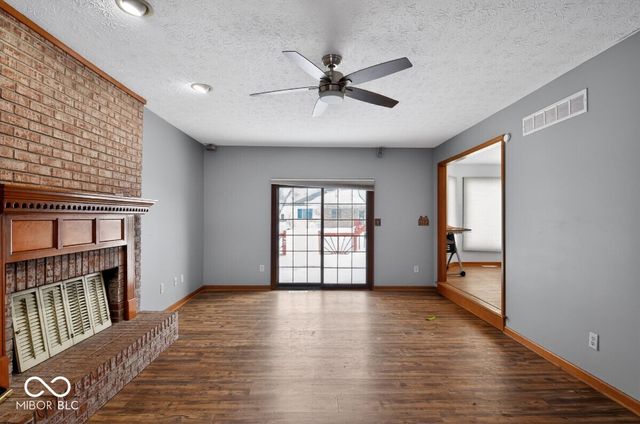 902 Saint Andrews Drive, Avon, IN 46123