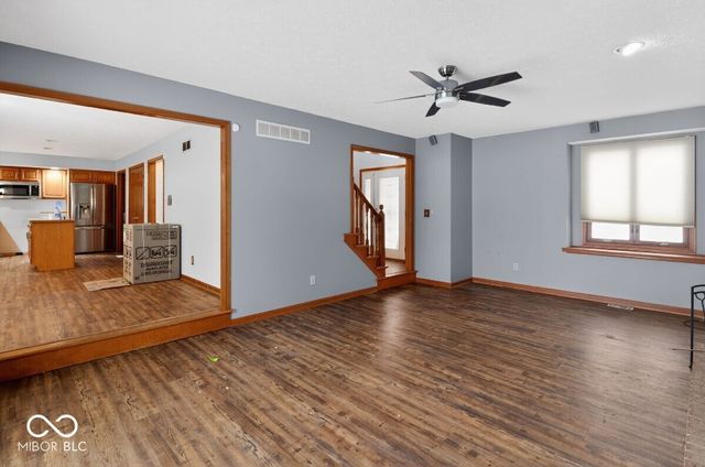 902 Saint Andrews Drive, Avon, IN 46123