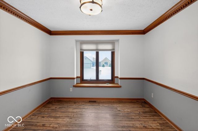 902 Saint Andrews Drive, Avon, IN 46123