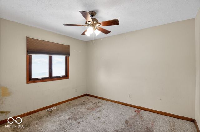 902 Saint Andrews Drive, Avon, IN 46123