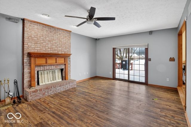 902 Saint Andrews Drive, Avon, IN 46123