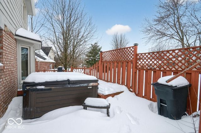 902 Saint Andrews Drive, Avon, IN 46123