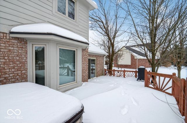 902 Saint Andrews Drive, Avon, IN 46123