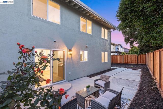 33866 Juliet Cir, Fremont, CA 94555