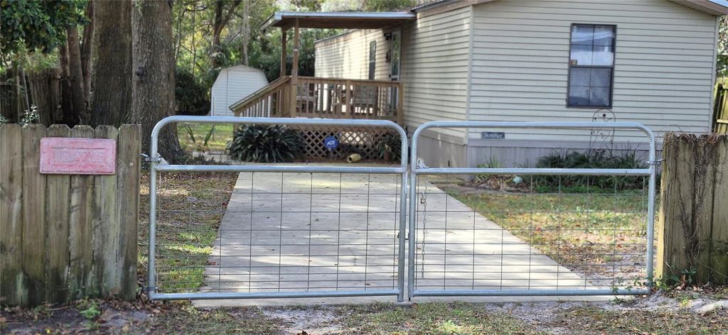 1311 NW 18TH AVENUE, Chiefland, FL 32626