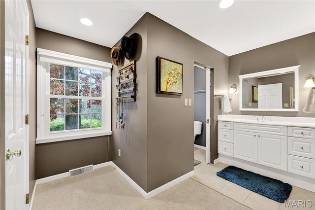 13622 Peacockfarm Road, St Louis, MO 63131