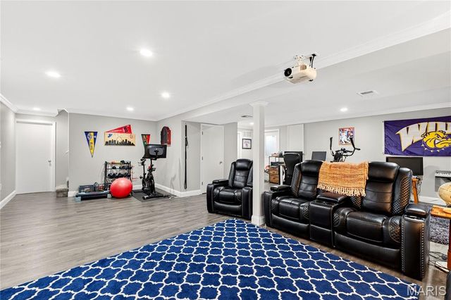 13622 Peacockfarm Road, St Louis, MO 63131