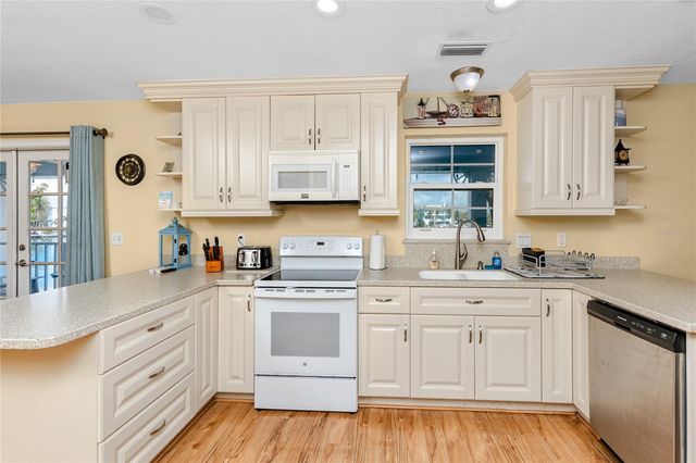 2601 BAY BOULEVARD, Indian Rocks Beach, FL 33785