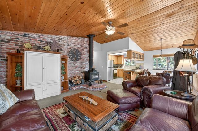 41962 Saddleback Road, Shaver Lake, CA 93664