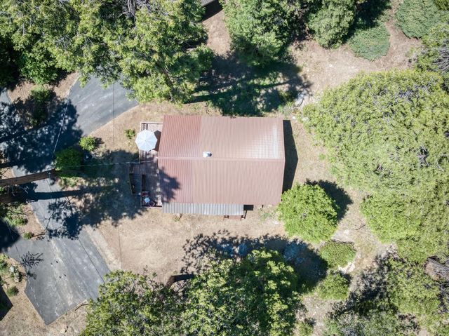 41962 Saddleback Road, Shaver Lake, CA 93664