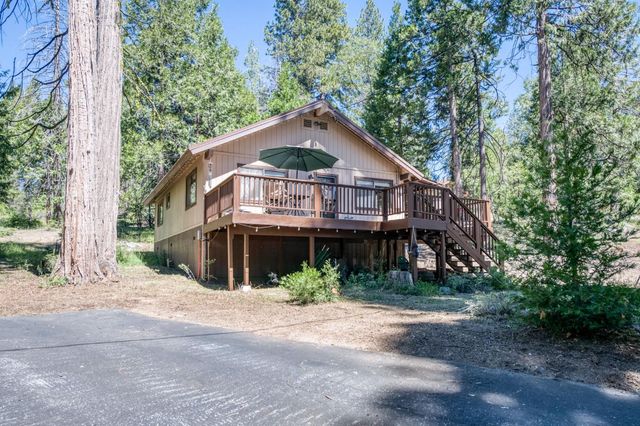 41962 Saddleback Road, Shaver Lake, CA 93664