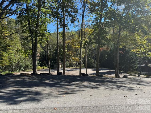 TBD Red Oak Forest Road, Fairview, NC 28730