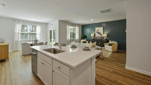 142 Cantley Way, Holly Hill, SC 29059