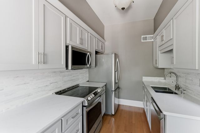 444 Bowling Ave, Nashville, TN 37205