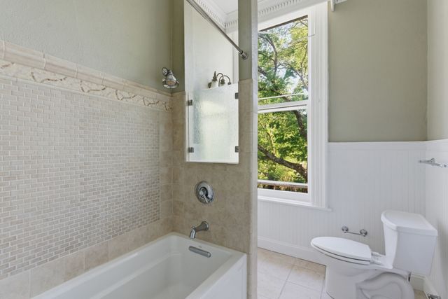 444 Bowling Ave, Nashville, TN 37205