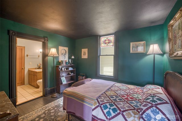 209 Ferry Street, South Bend, WA 98586