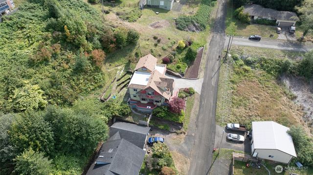 209 Ferry Street, South Bend, WA 98586