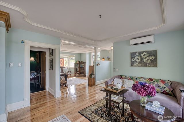 209 Ferry Street, South Bend, WA 98586