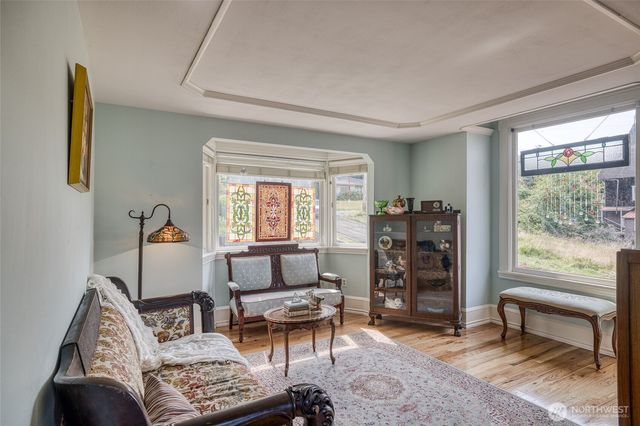 209 Ferry Street, South Bend, WA 98586