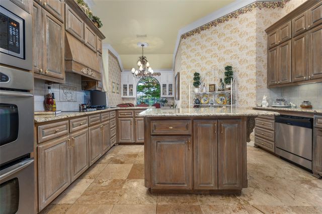 6909 Bal Lake Drive, Fort Worth, TX 76116